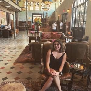 Meet your Posher, Danielle